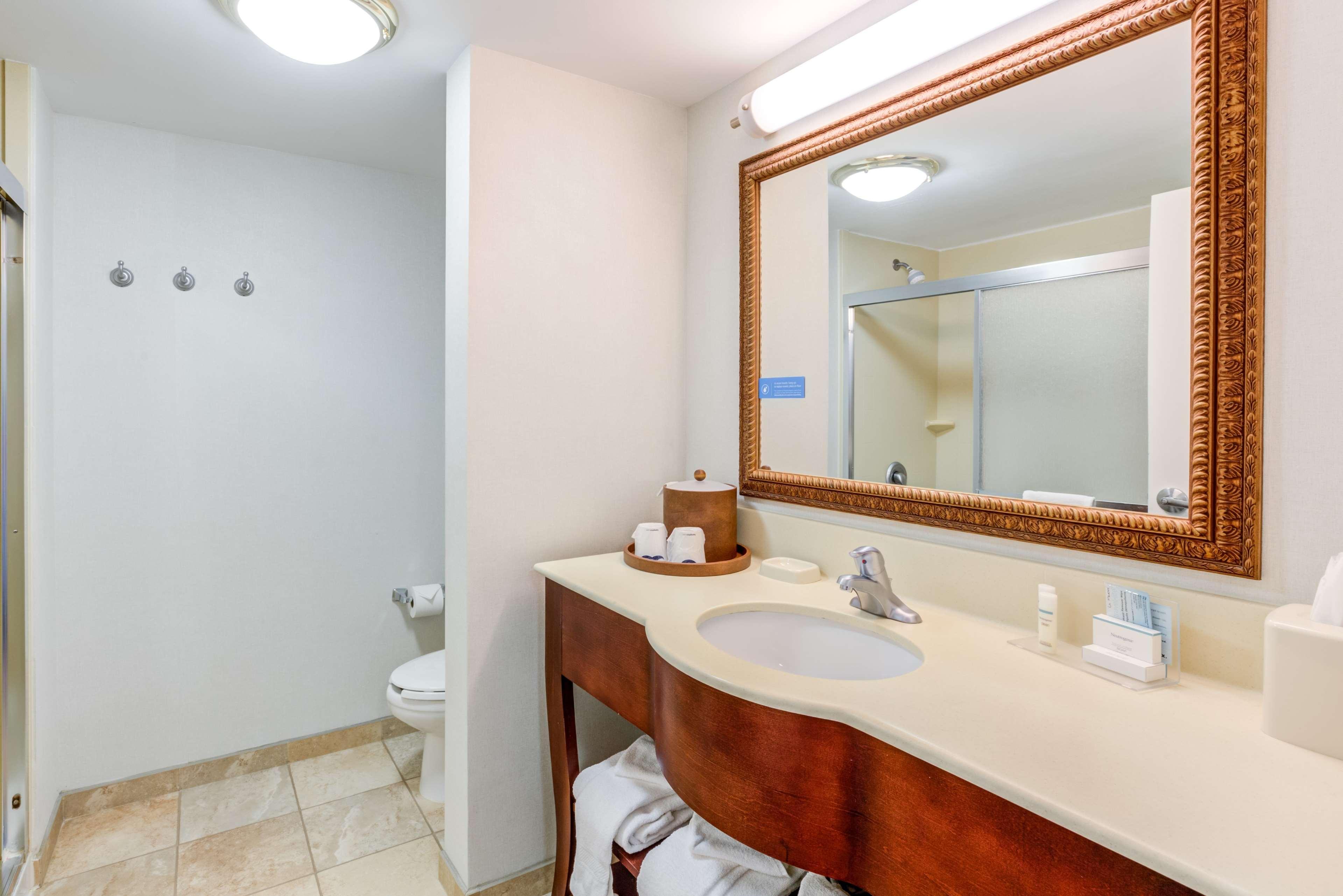 Hampton Inn & Suites Westford-Chelmsford Экстерьер фото