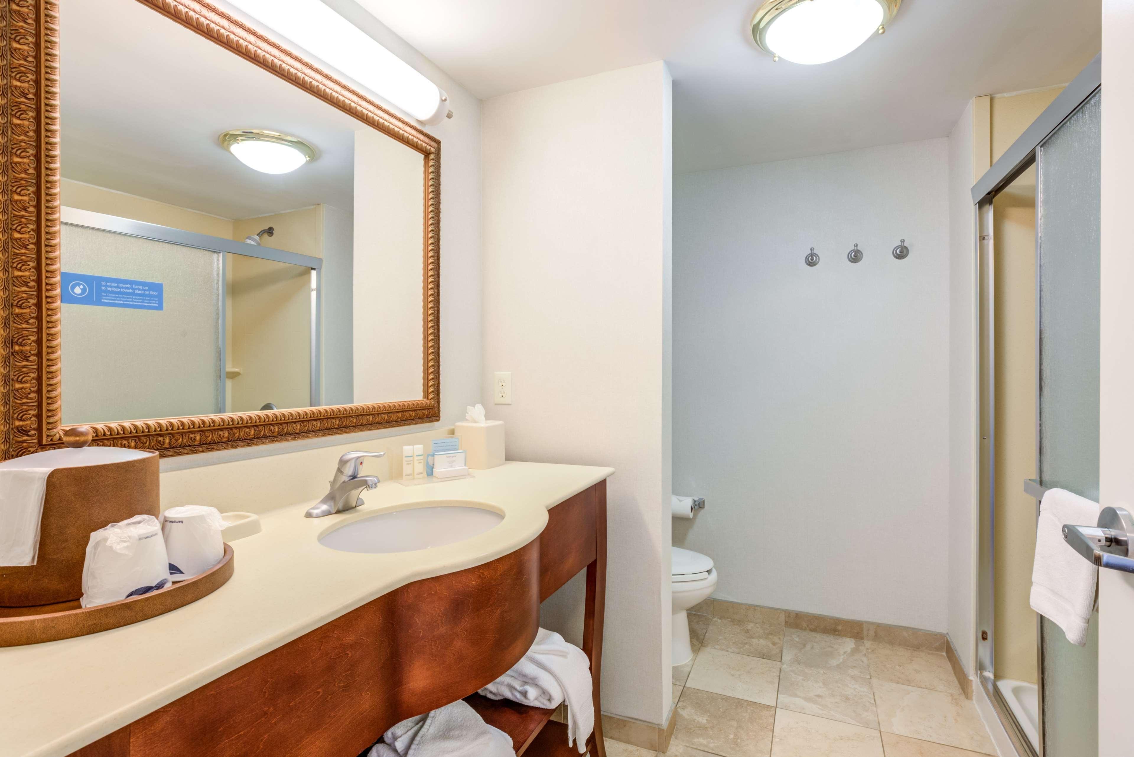Hampton Inn & Suites Westford-Chelmsford Экстерьер фото