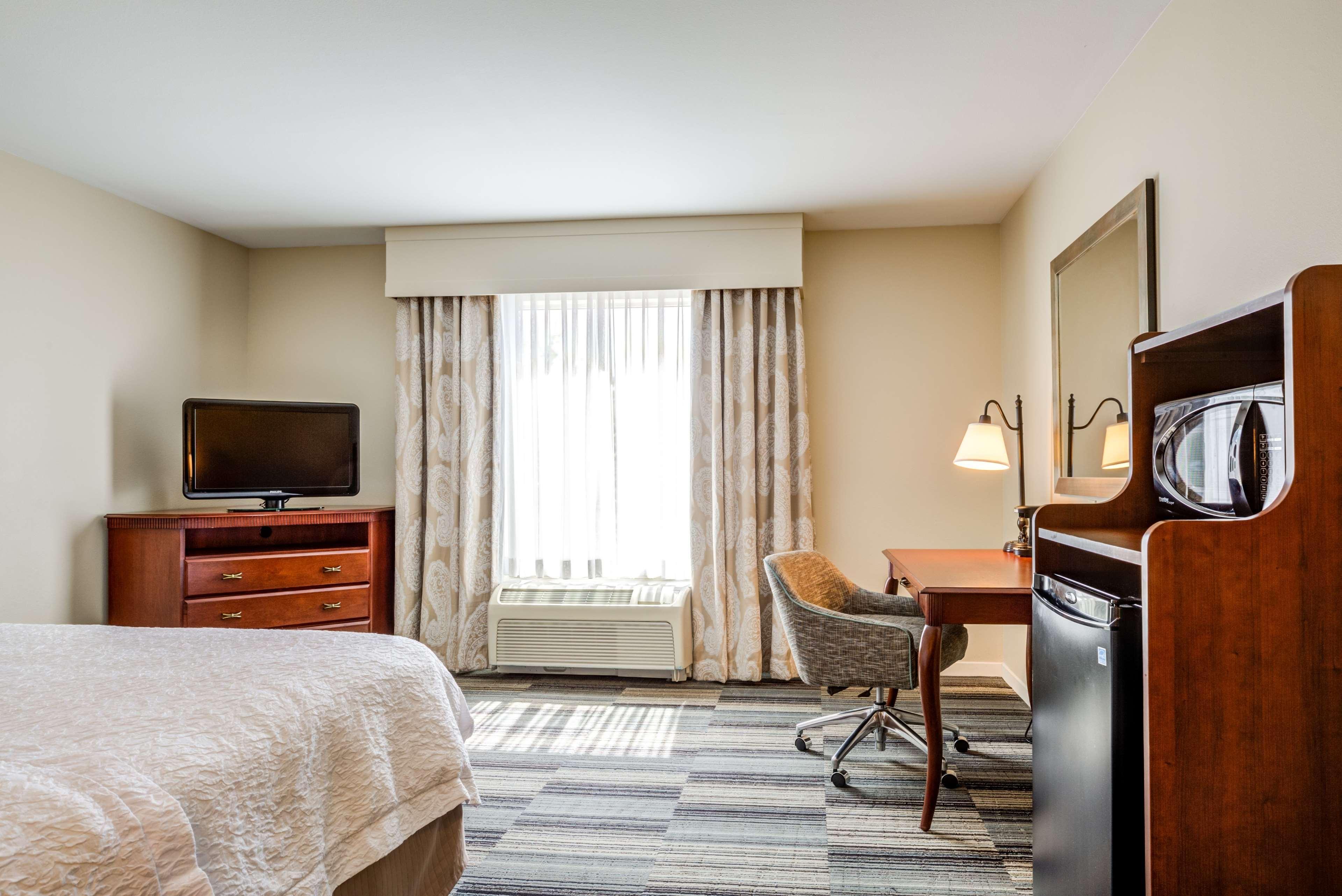 Hampton Inn & Suites Westford-Chelmsford Экстерьер фото