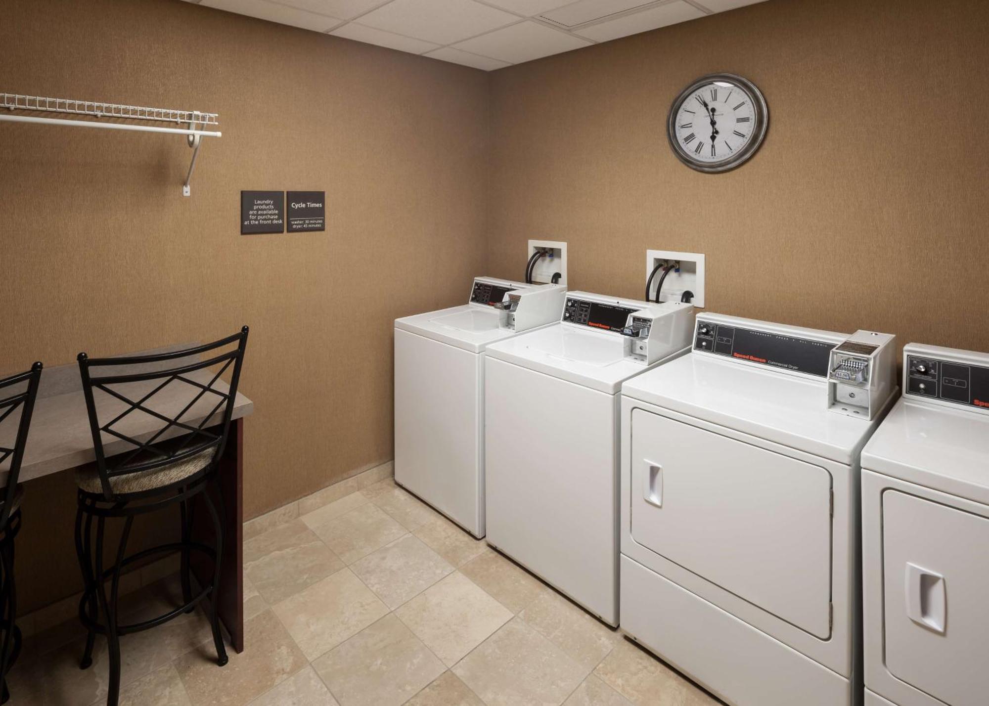 Hampton Inn & Suites Westford-Chelmsford Экстерьер фото