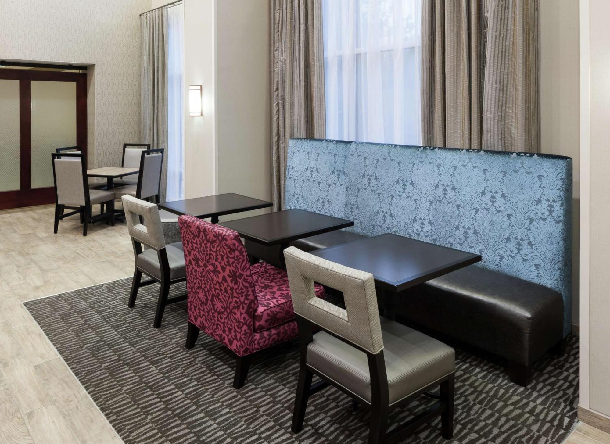 Hampton Inn & Suites Westford-Chelmsford Экстерьер фото