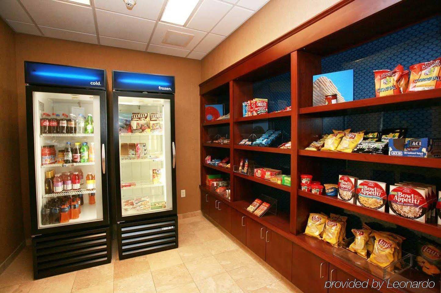 Hampton Inn & Suites Westford-Chelmsford Экстерьер фото