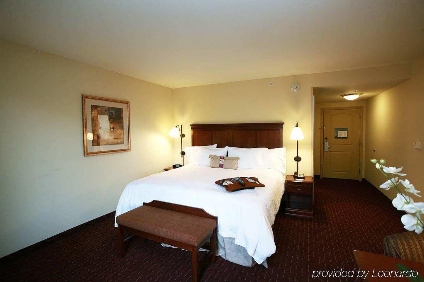 Hampton Inn & Suites Westford-Chelmsford Экстерьер фото